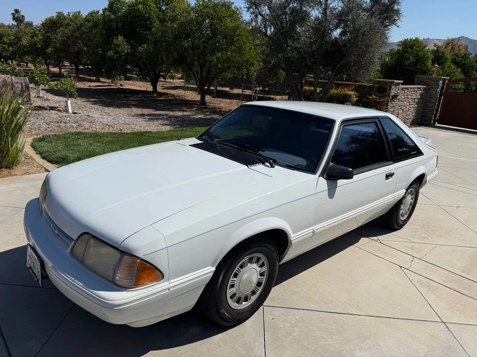 1992 Ford Mustang 3rd Gen - Image 9 of 20