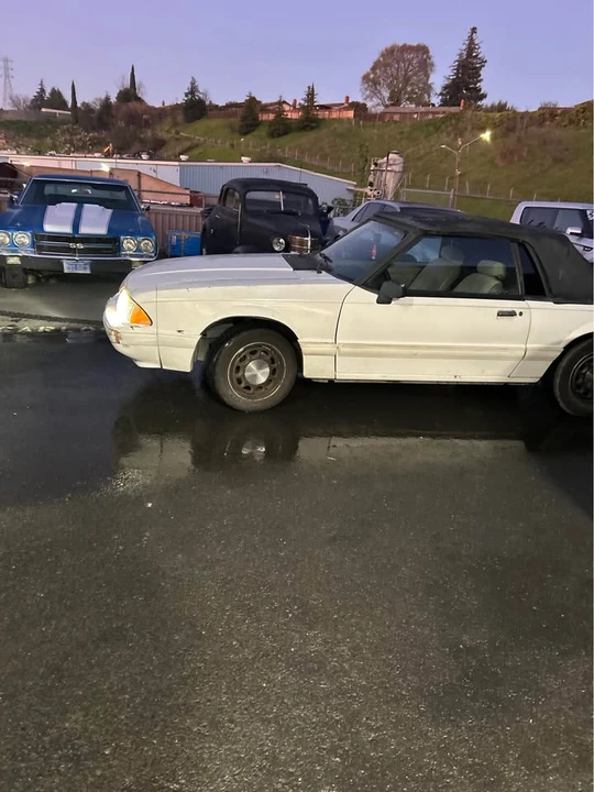 1992 Ford Mustang 3rd Gen - Image 4 of 10