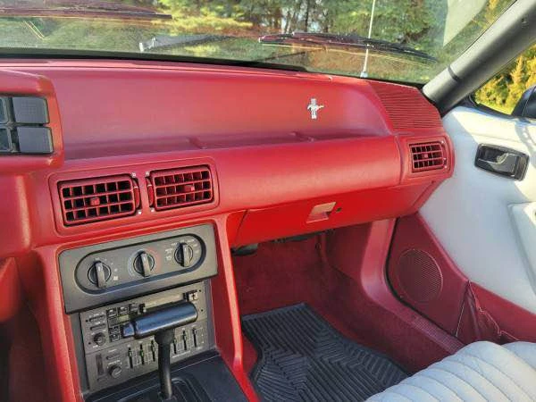 1992 Ford Mustang GT 3rd Gen - Image 19 of 20
