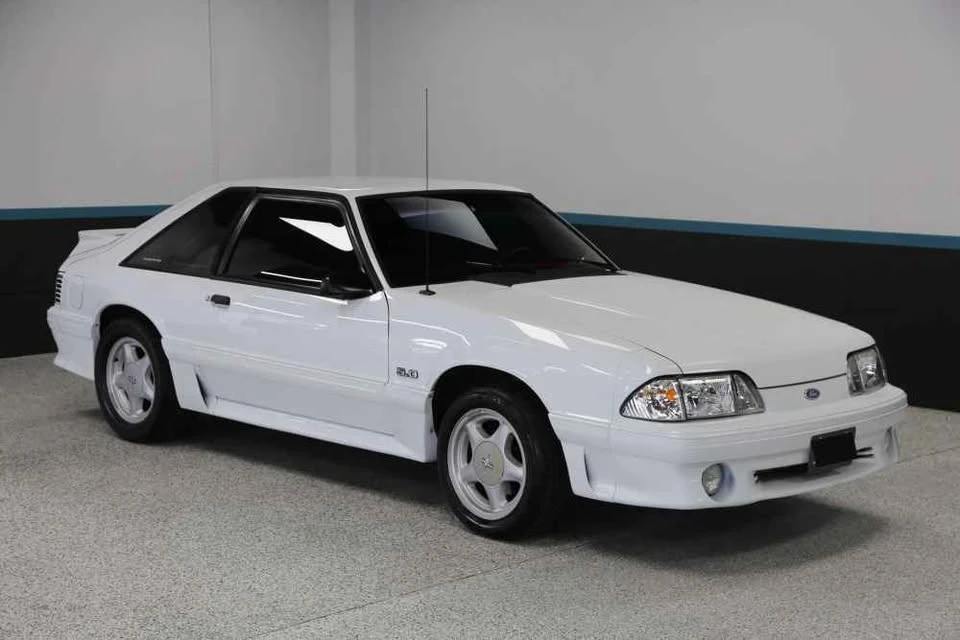 1992 Ford Mustang GT 3rd Gen - Image 18 of 19