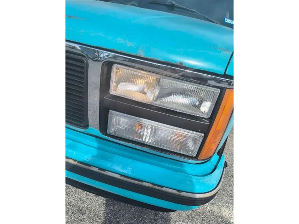 1992 GMC C/K - Image 2 of 11