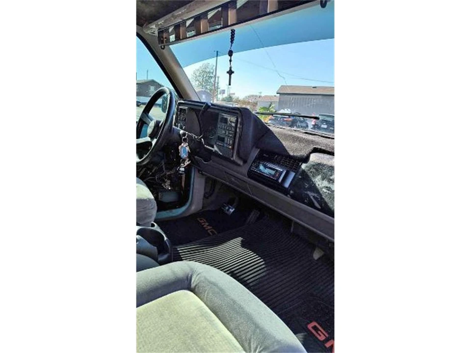 1992 GMC C/K - Image 11 of 11