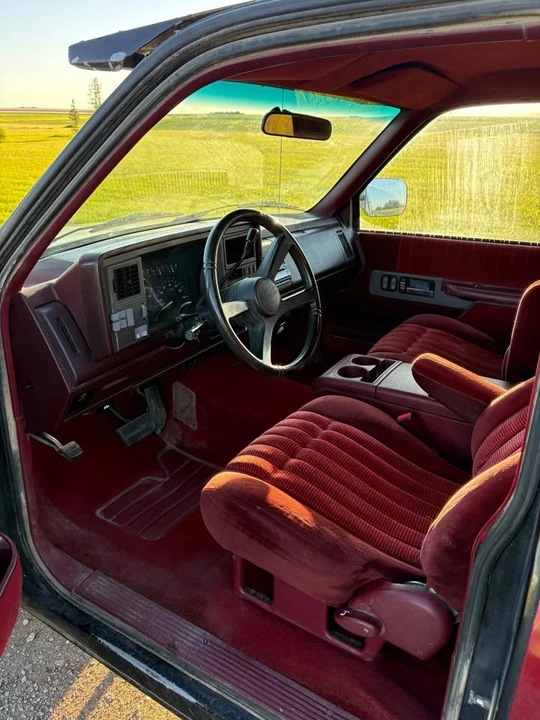 1992 GMC C/K - Image 7 of 9