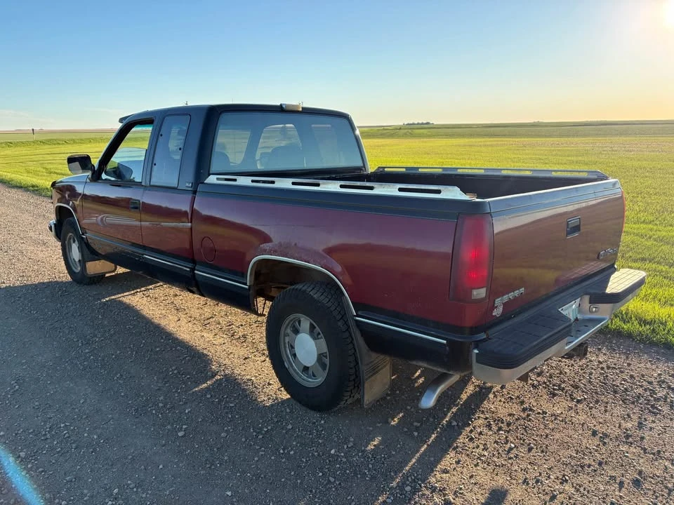 1992 GMC C/K - Image 4 of 9