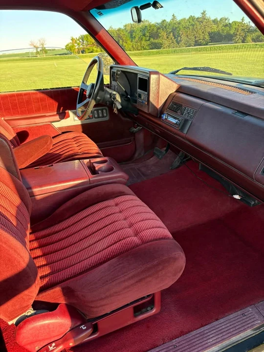 1992 GMC C/K - Image 8 of 9