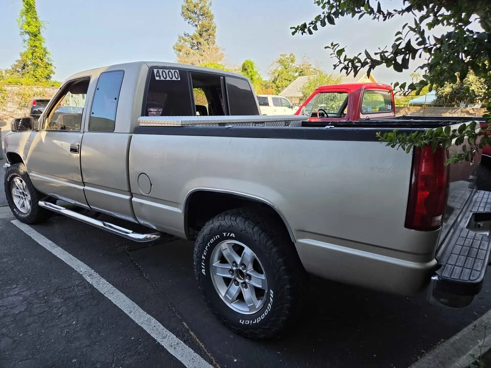 1992 GMC C/K - Image 4 of 7