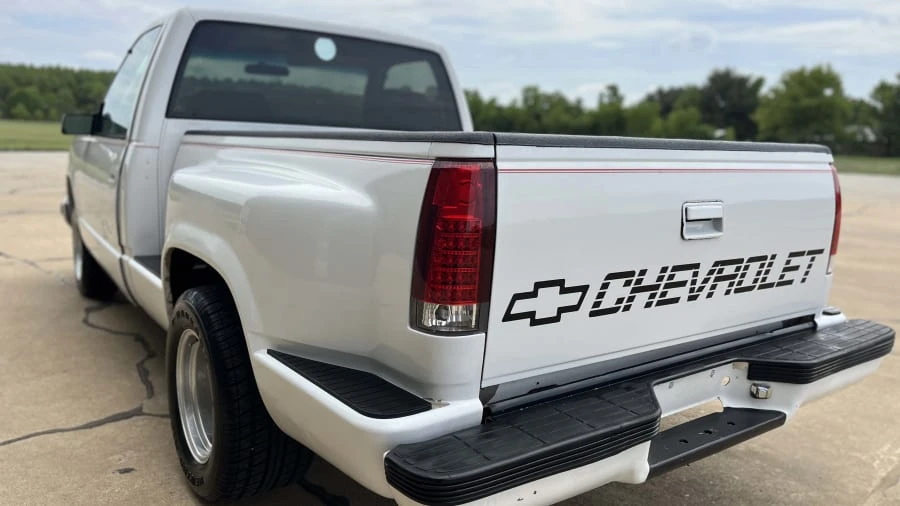 1992 GMC Sierra 1st Gen - Image 8 of 18