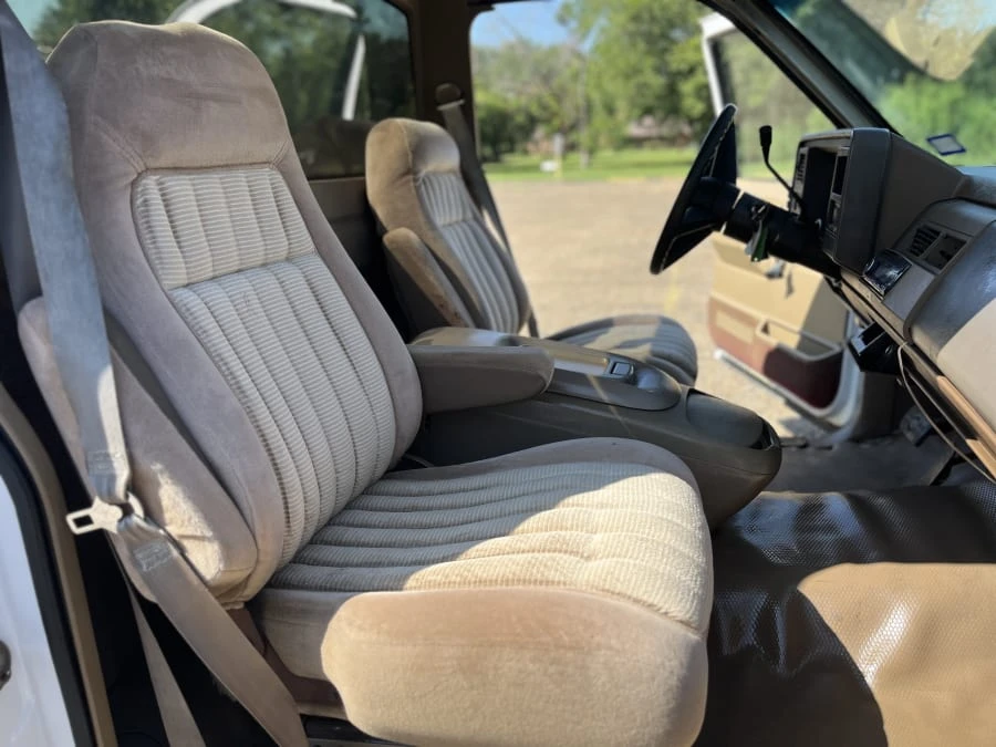 1992 GMC Sierra 1st Gen - Image 17 of 18