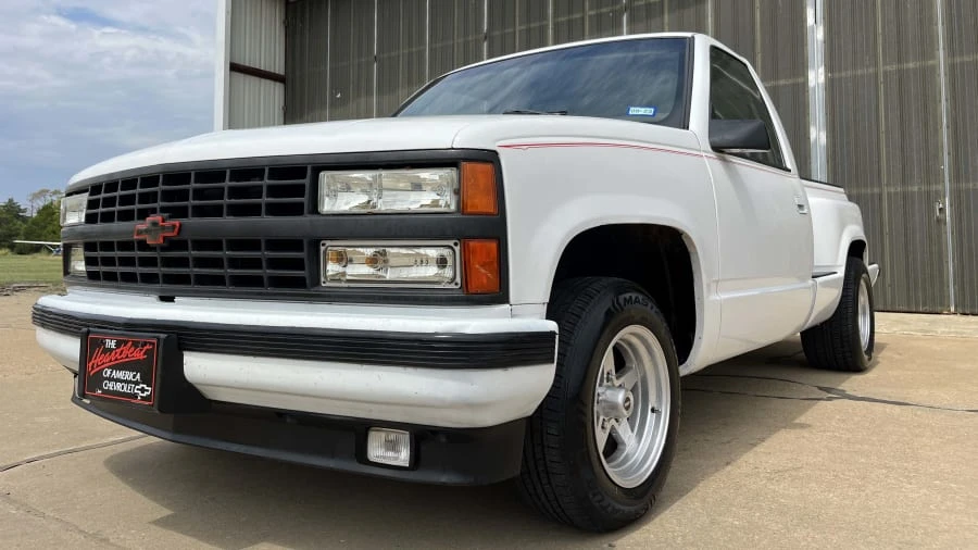 1992 GMC Sierra 1st Gen - Image 9 of 18