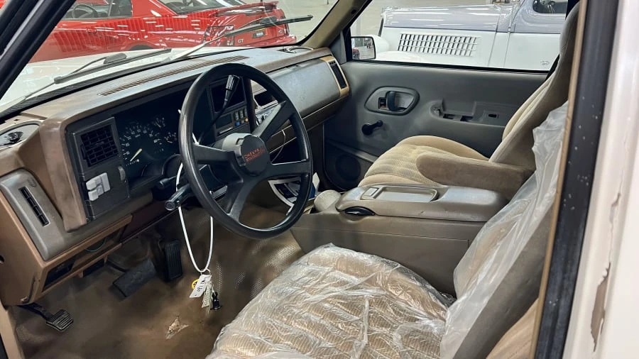 1992 GMC Sierra 1st Gen - Image 6 of 8