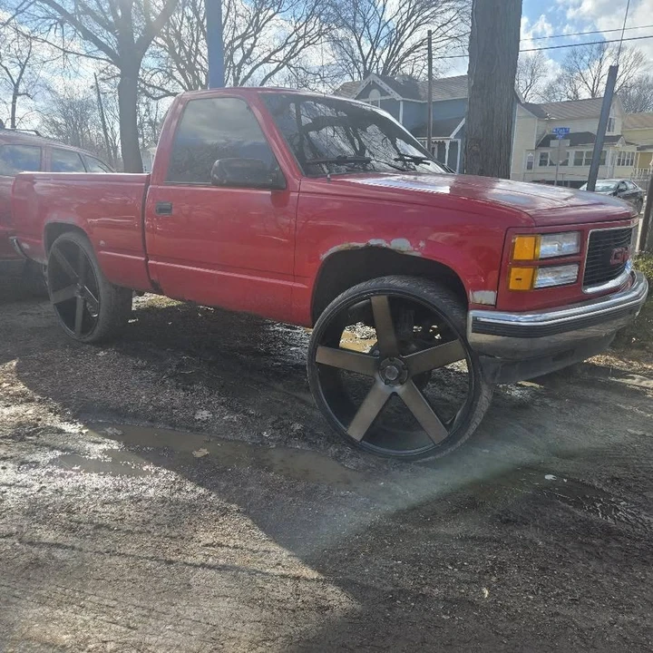 1992 GMC C/K - Image 2 of 3
