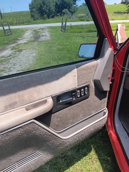 1992 GMC C/K 3rd Gen - Image 5 of 9