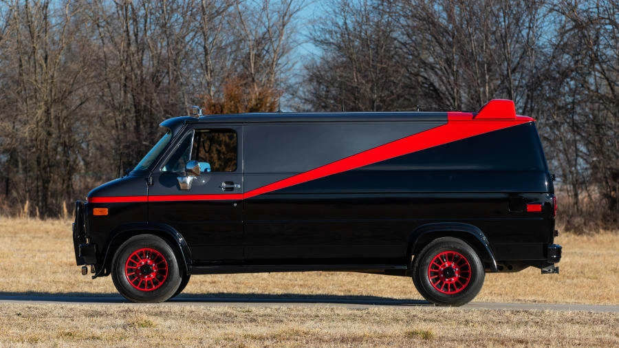 1992 GMC G-series Van - Image 2 of 12