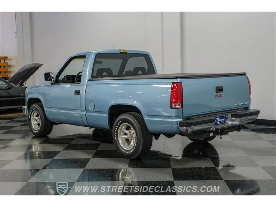 1992 GMC C/K - Image 9 of 31