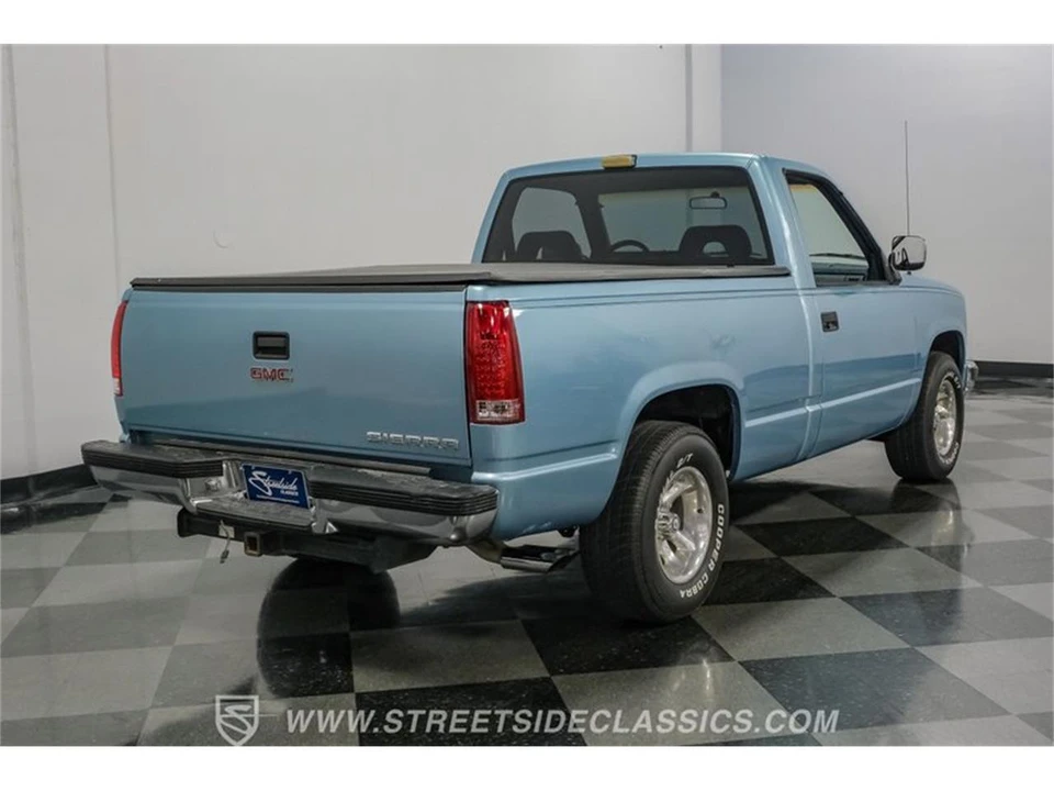 1992 GMC C/K - Image 25 of 31