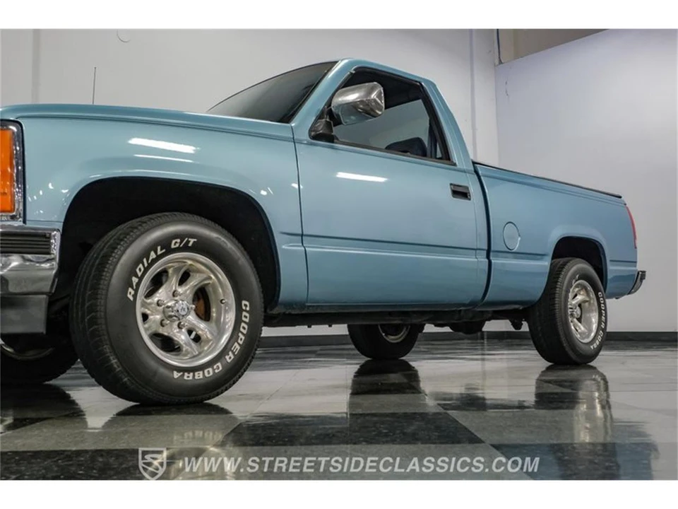 1992 GMC C/K - Image 22 of 31