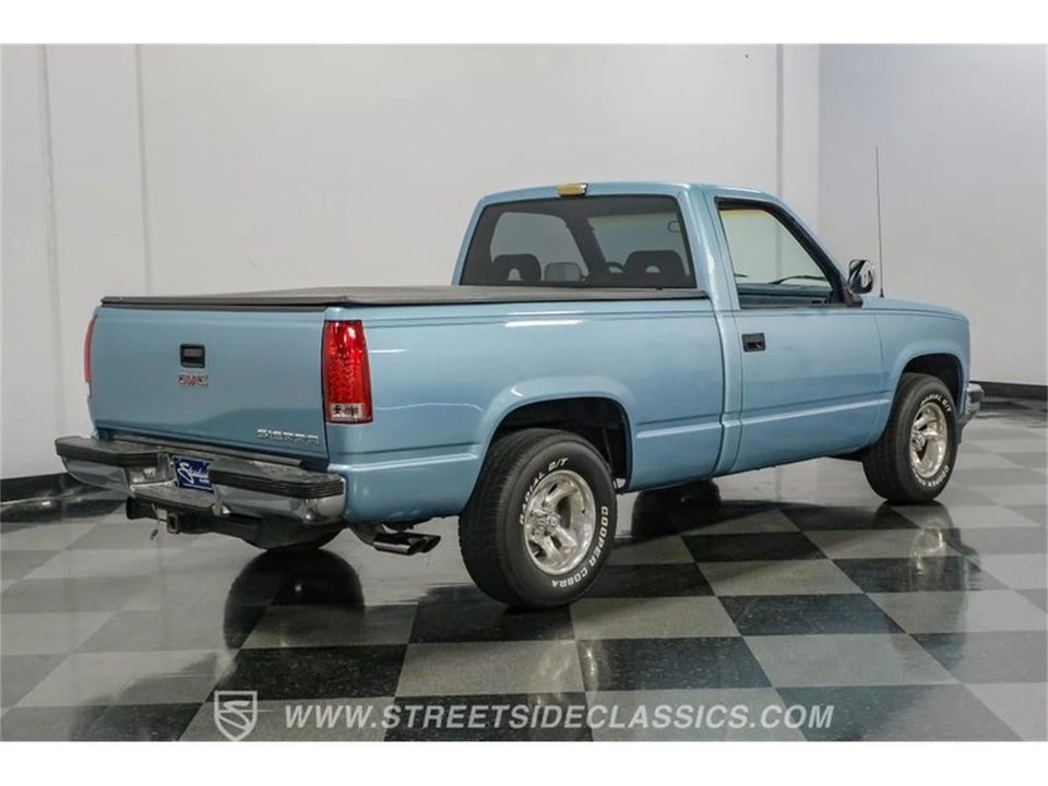 1992 GMC C/K - Image 12 of 31