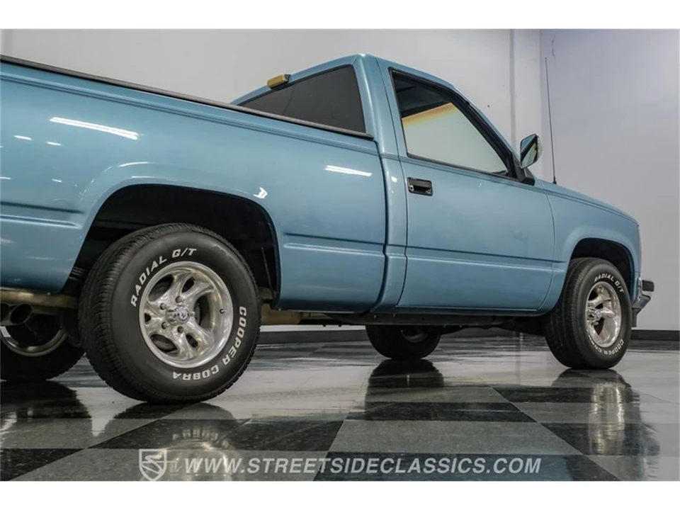 1992 GMC C/K - Image 28 of 31