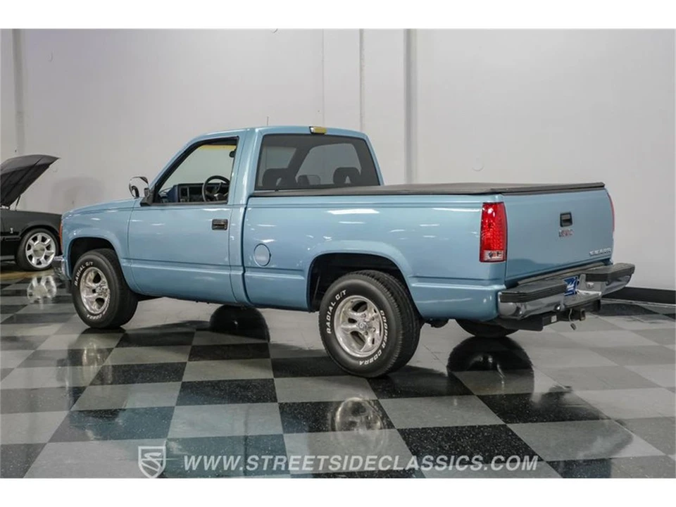 1992 GMC C/K - Image 8 of 31