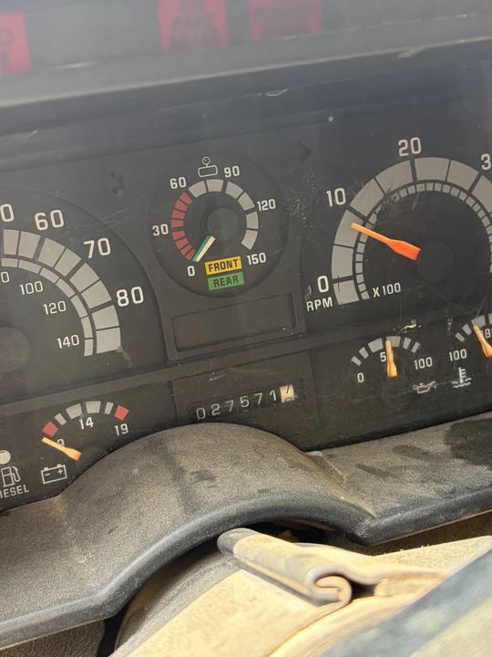 1992 GMC TopKick - Image 6 of 13