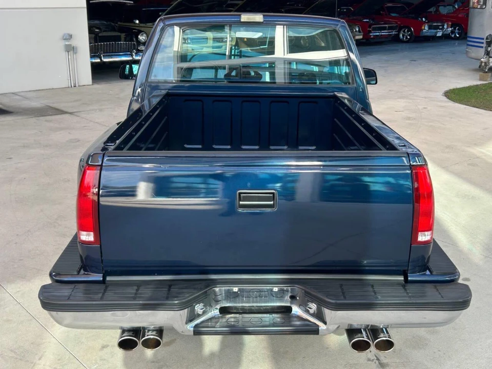 1992 GMC Sierra 1st Gen - Image 7 of 31
