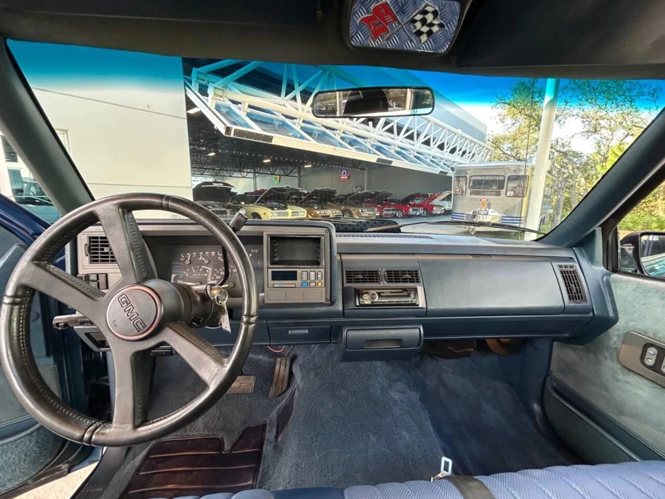 1992 GMC Sierra 1st Gen - Image 15 of 31