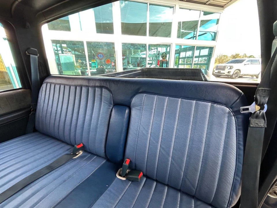 1992 GMC Sierra 1st Gen - Image 14 of 31