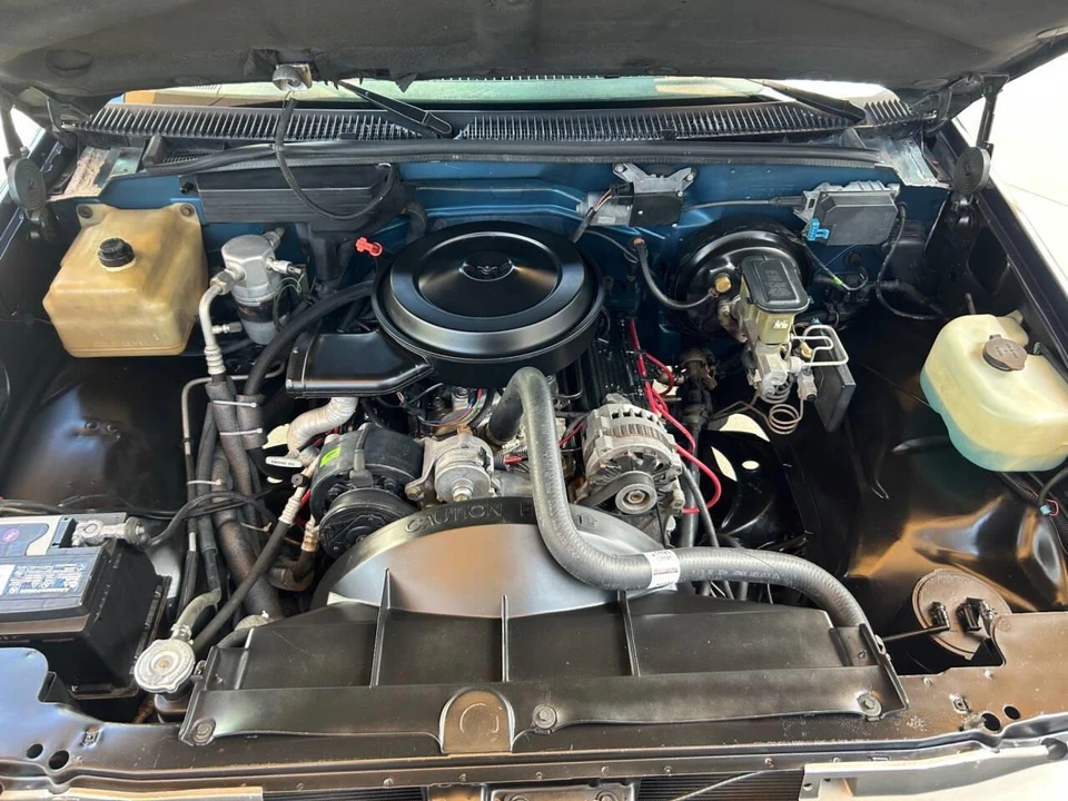 1992 GMC Sierra 1st Gen - Image 22 of 31
