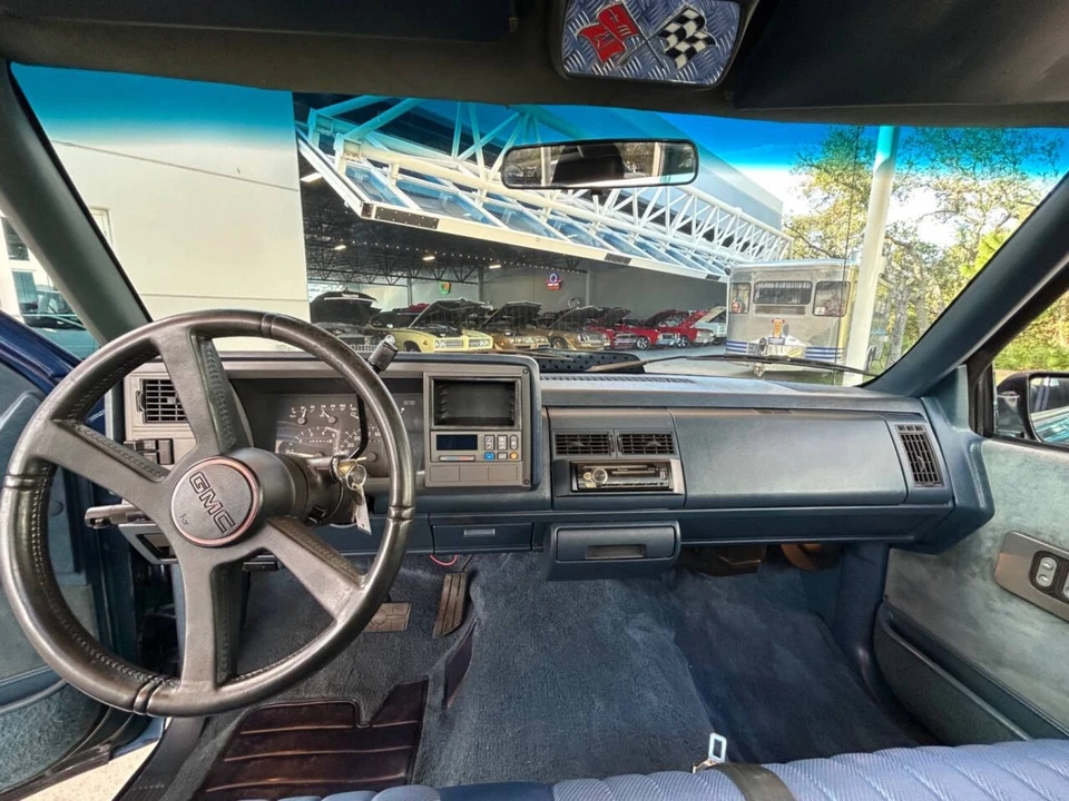 1992 GMC Sierra 1st Gen - Image 15 of 21