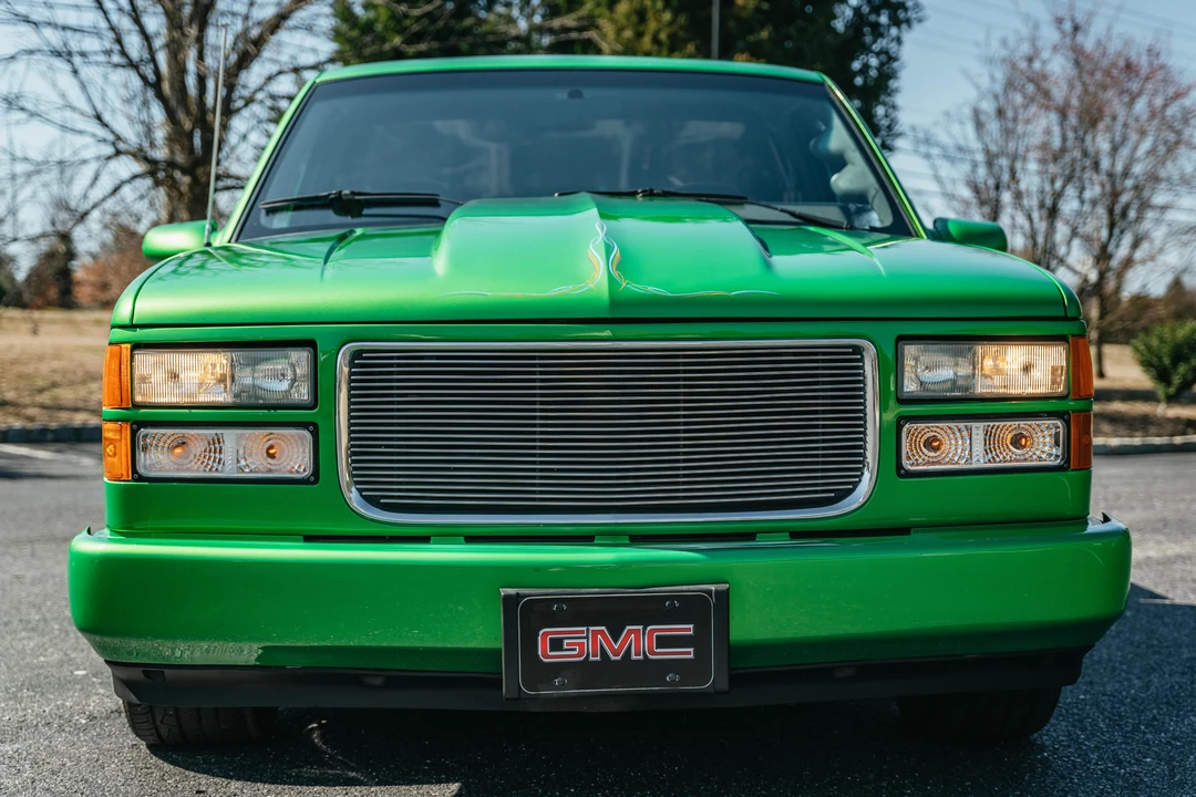 1992 GMC Sierra 1st Gen - Image 2 of 31