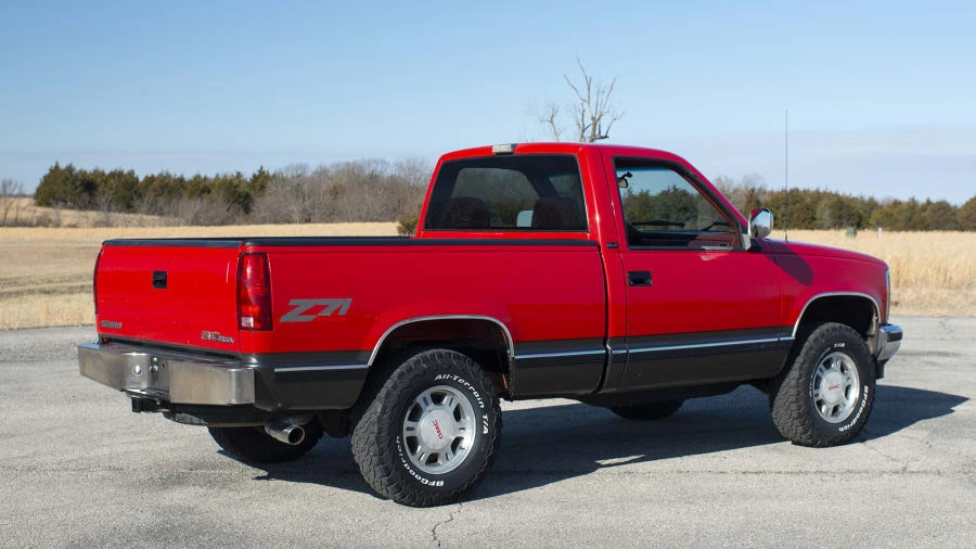 1992 GMC Sierra 1st Gen - Image 3 of 12