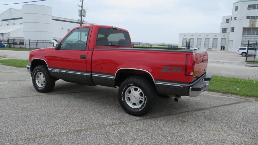 1992 GMC Sierra 1st Gen - Image 3 of 16