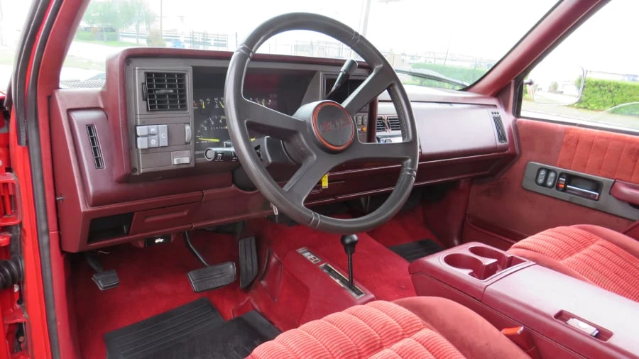 1992 GMC Sierra 1st Gen - Image 5 of 16