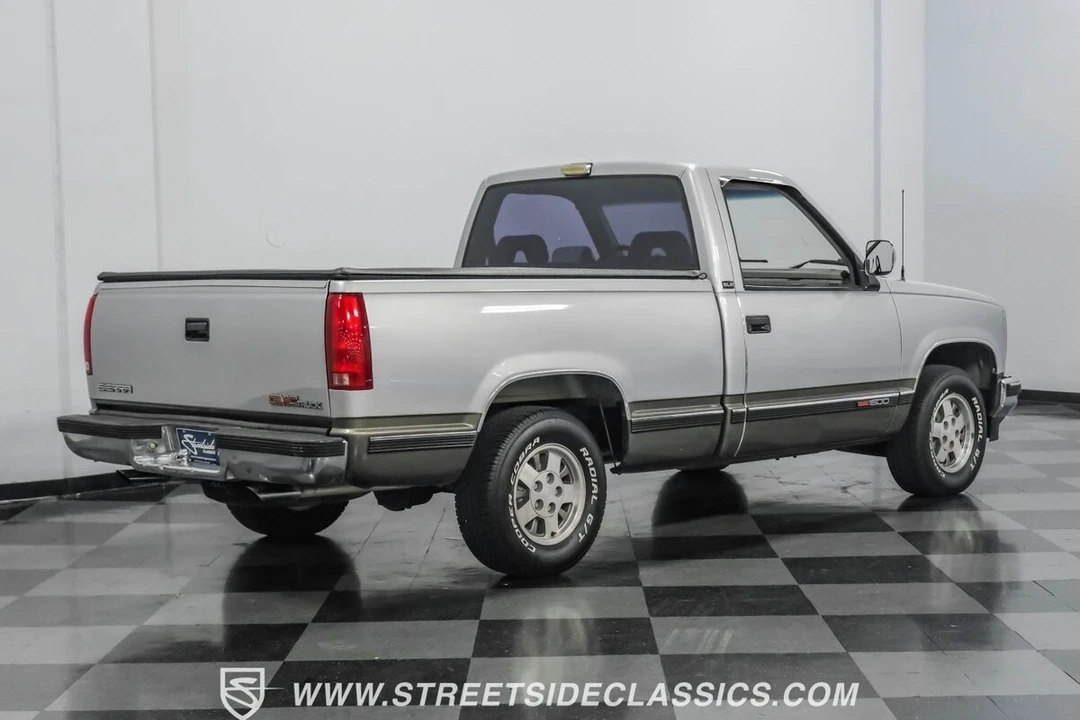 1992 GMC Sierra 1st Gen - Image 12 of 12