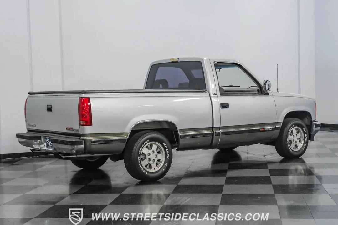 1992 GMC Sierra 1st Gen - Image 13 of 21