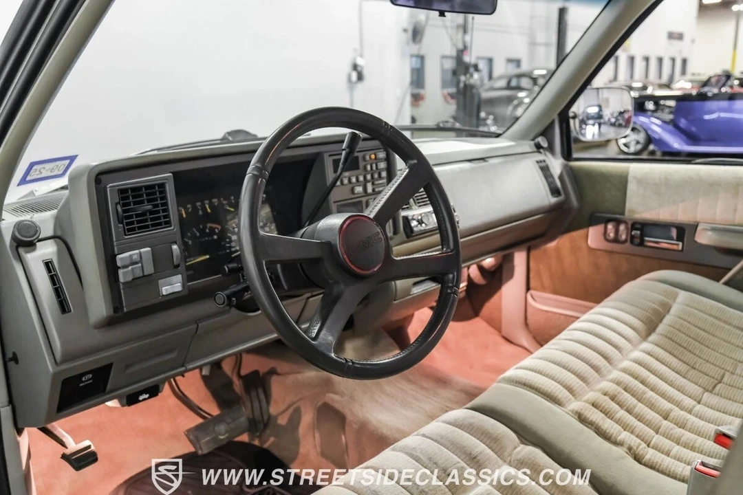 1992 GMC Sierra 1st Gen - Image 4 of 12