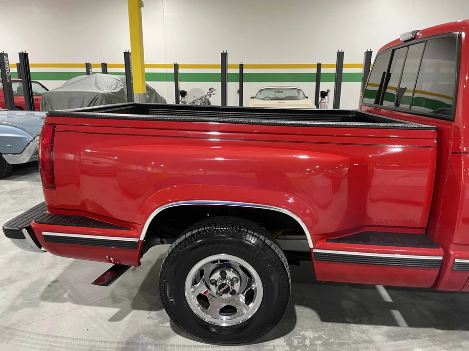 1992 GMC Sierra 1st Gen - Image 19 of 31