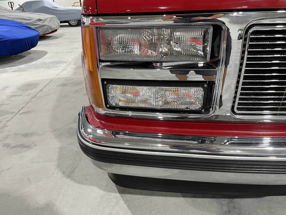 1992 GMC Sierra 1st Gen - Image 9 of 31
