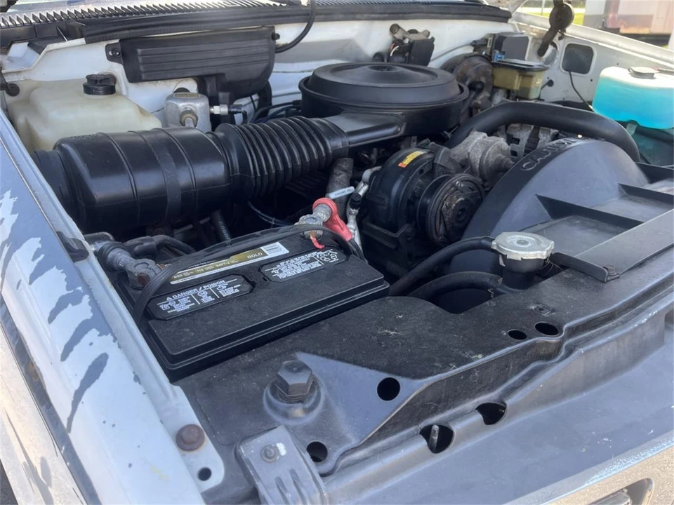 1992 GMC Sierra 1st Gen - Image 5 of 11