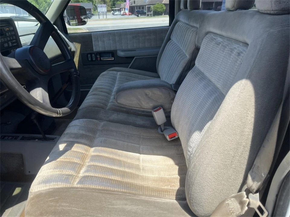 1992 GMC Sierra 1st Gen - Image 7 of 11