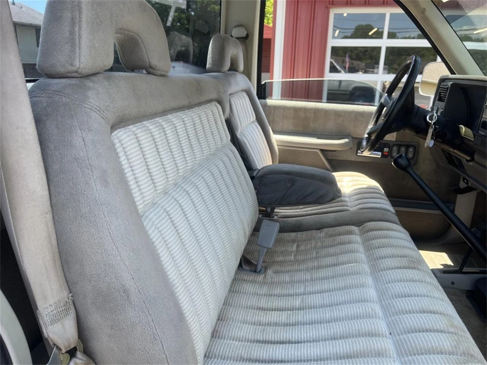 1992 GMC Sierra 1st Gen - Image 9 of 11