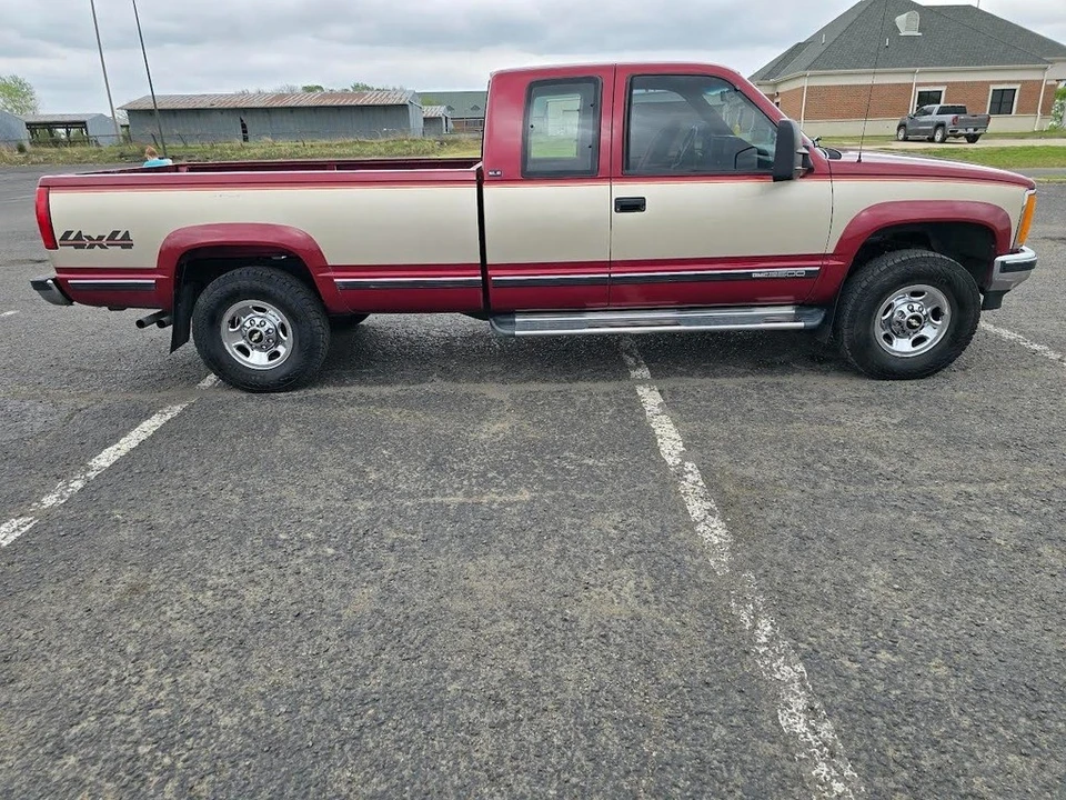 1992 GMC Sierra 1st Gen - Image 4 of 21