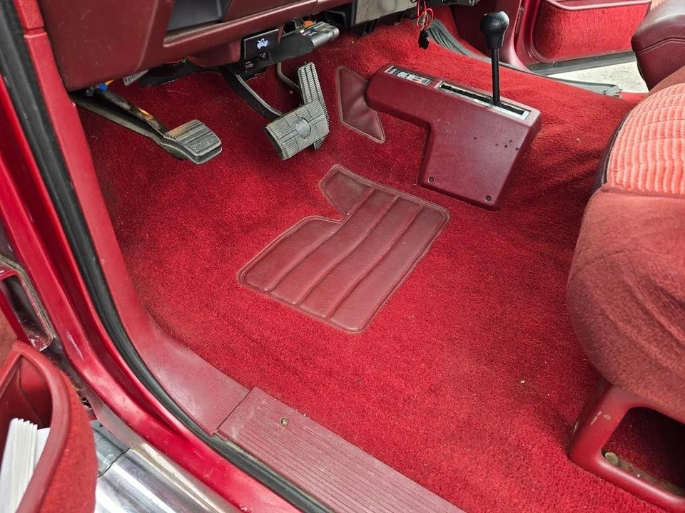 1992 GMC Sierra 1st Gen - Image 7 of 21