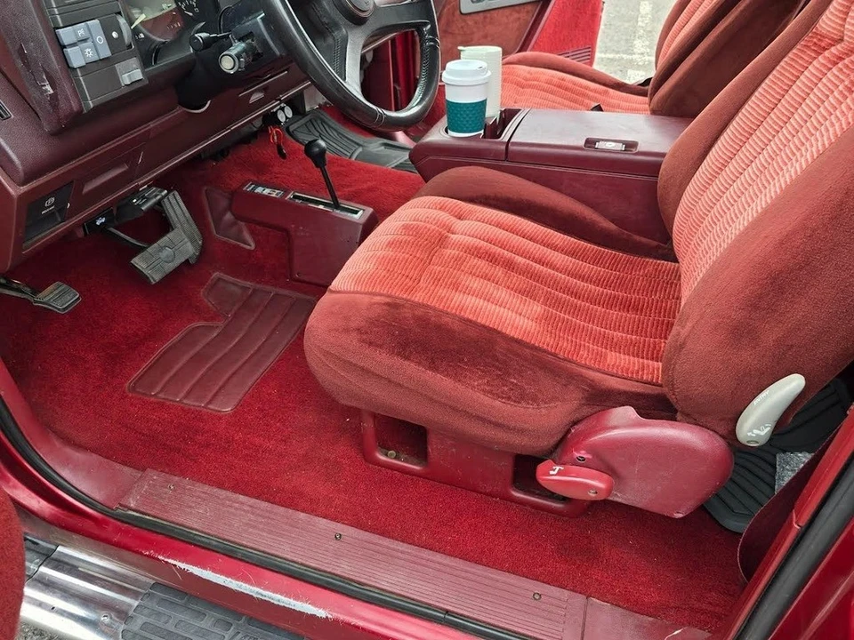 1992 GMC Sierra 1st Gen - Image 6 of 21