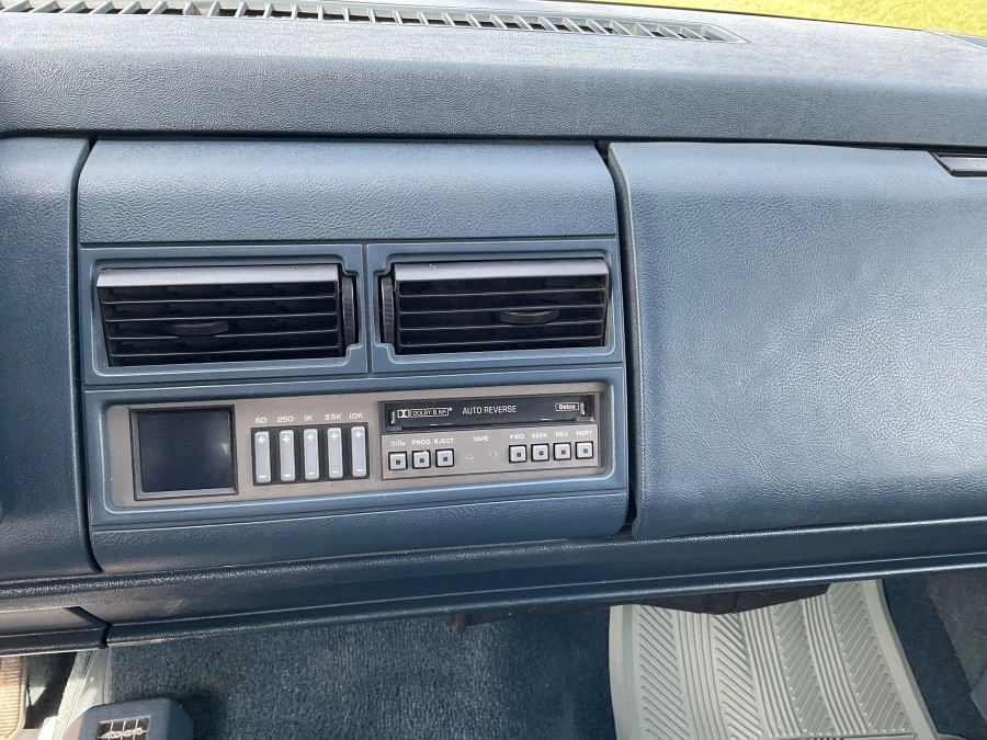1992 GMC Sierra 1st Gen - Image 8 of 12