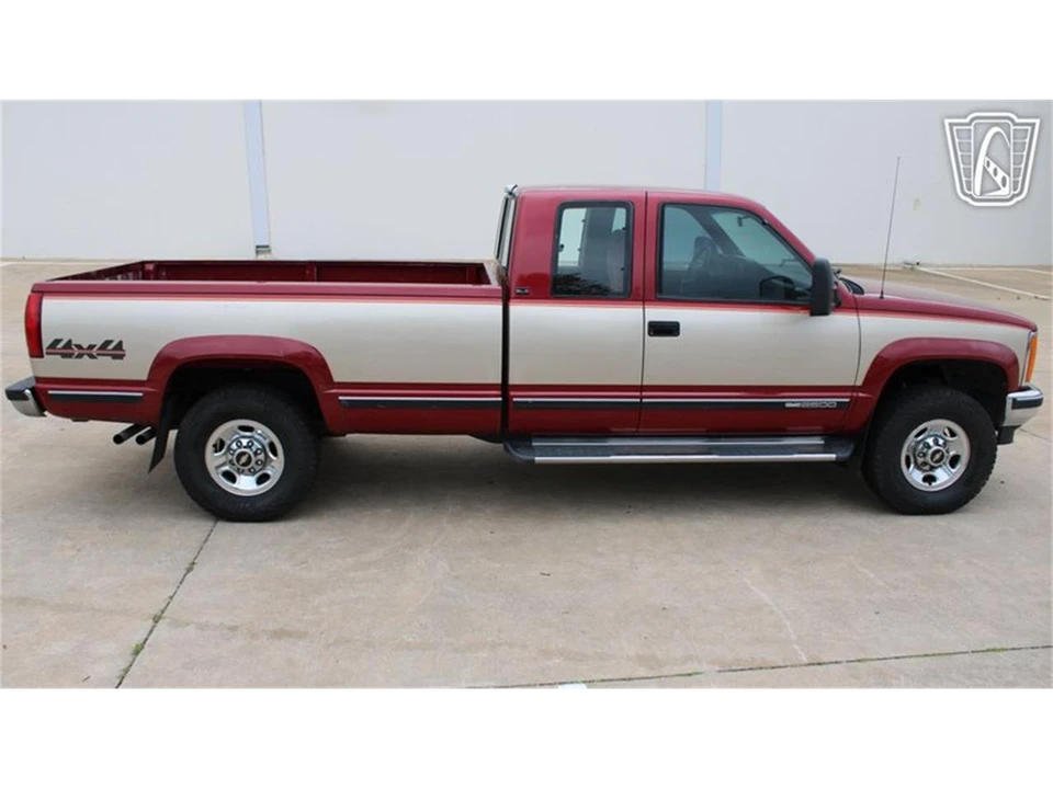 1992 GMC Sierra 1st Gen - Image 30 of 31