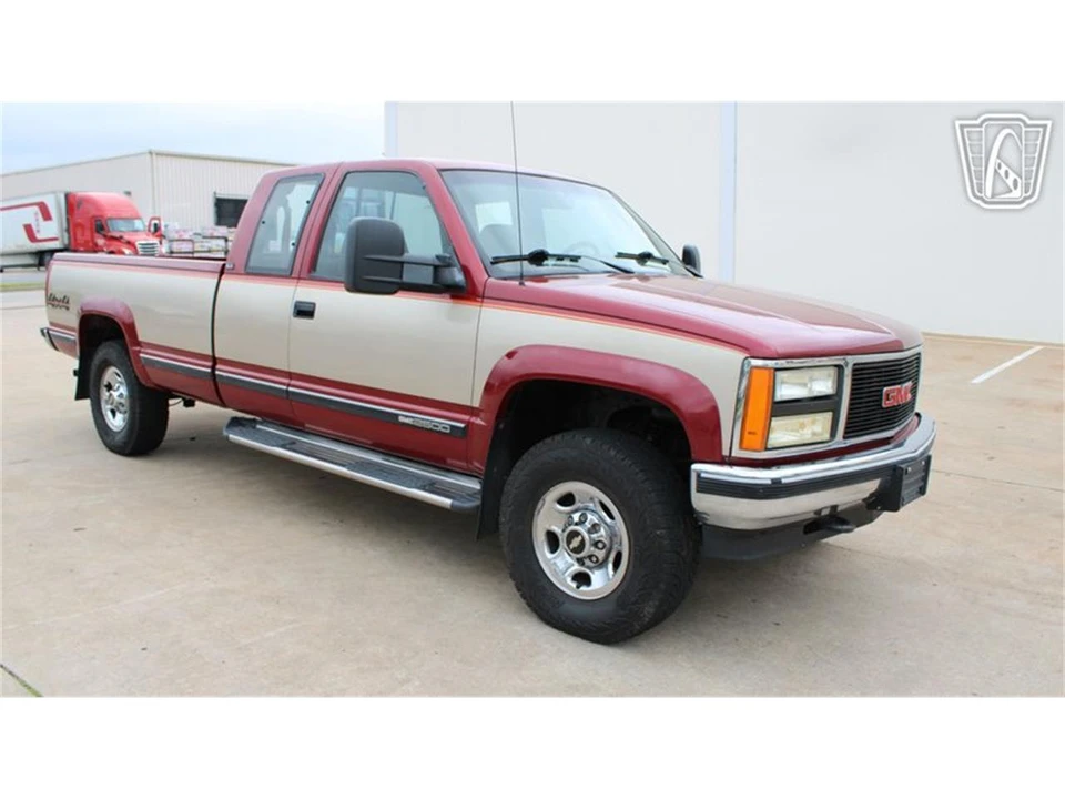 1992 GMC Sierra 1st Gen - Image 2 of 31