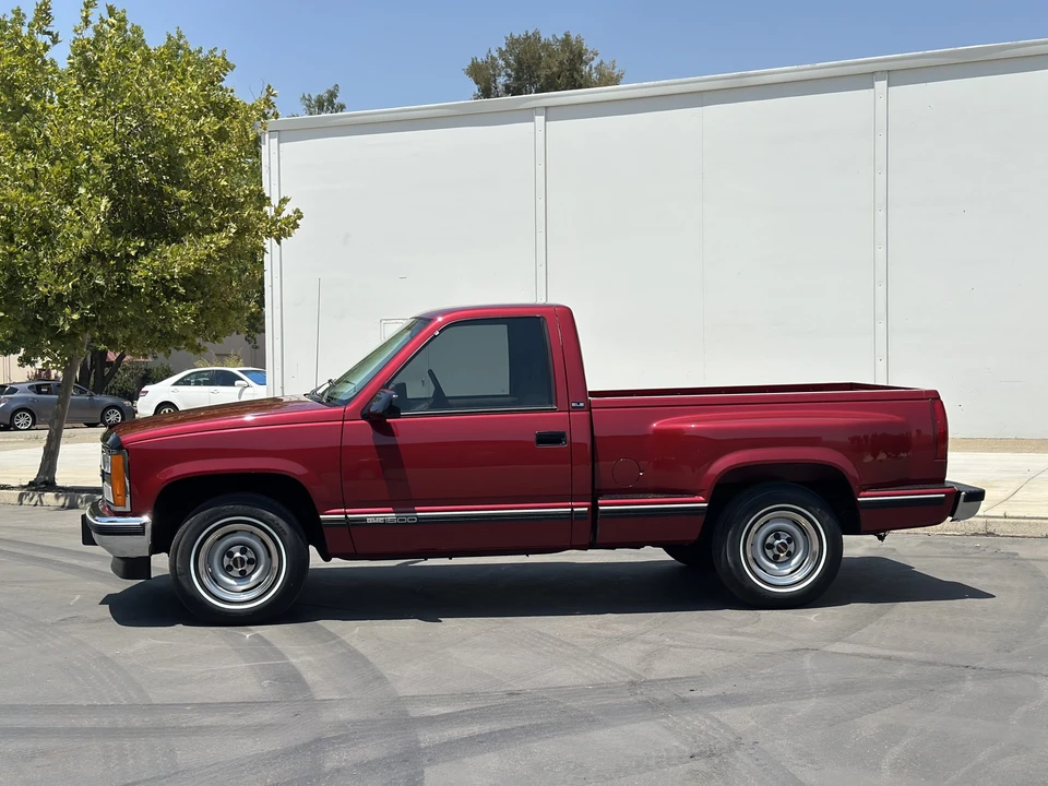 1992 GMC Sierra 1st Gen - Image 9 of 31