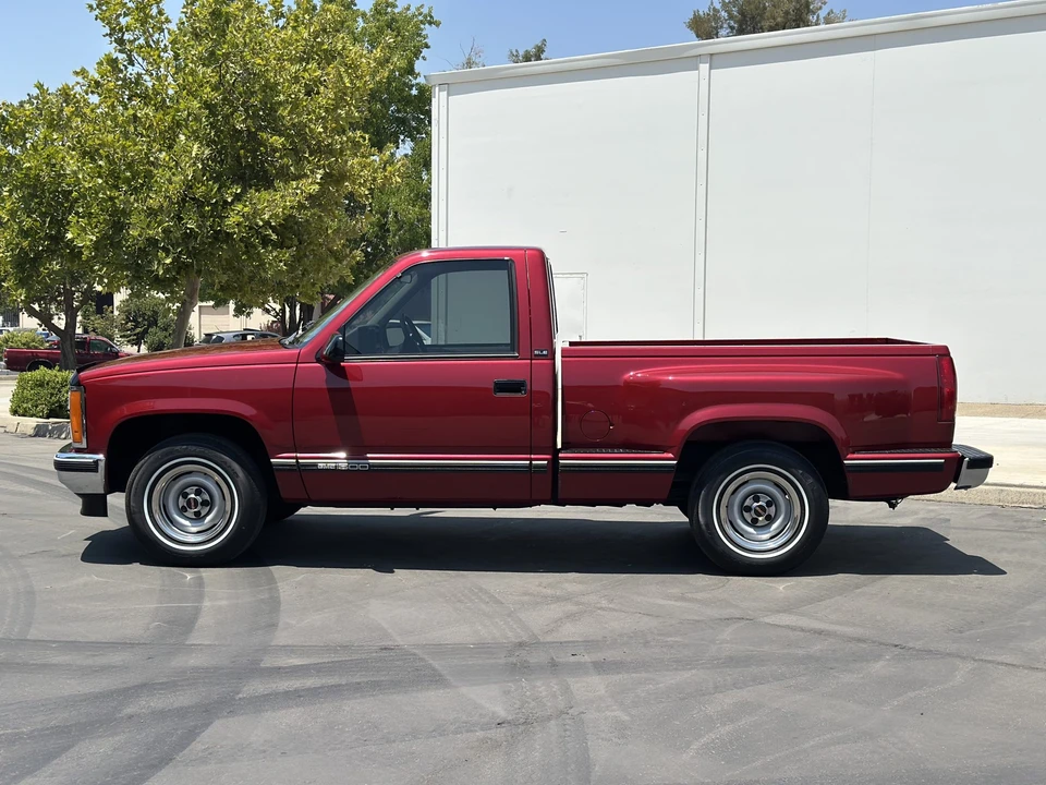 1992 GMC Sierra 1st Gen - Image 11 of 31