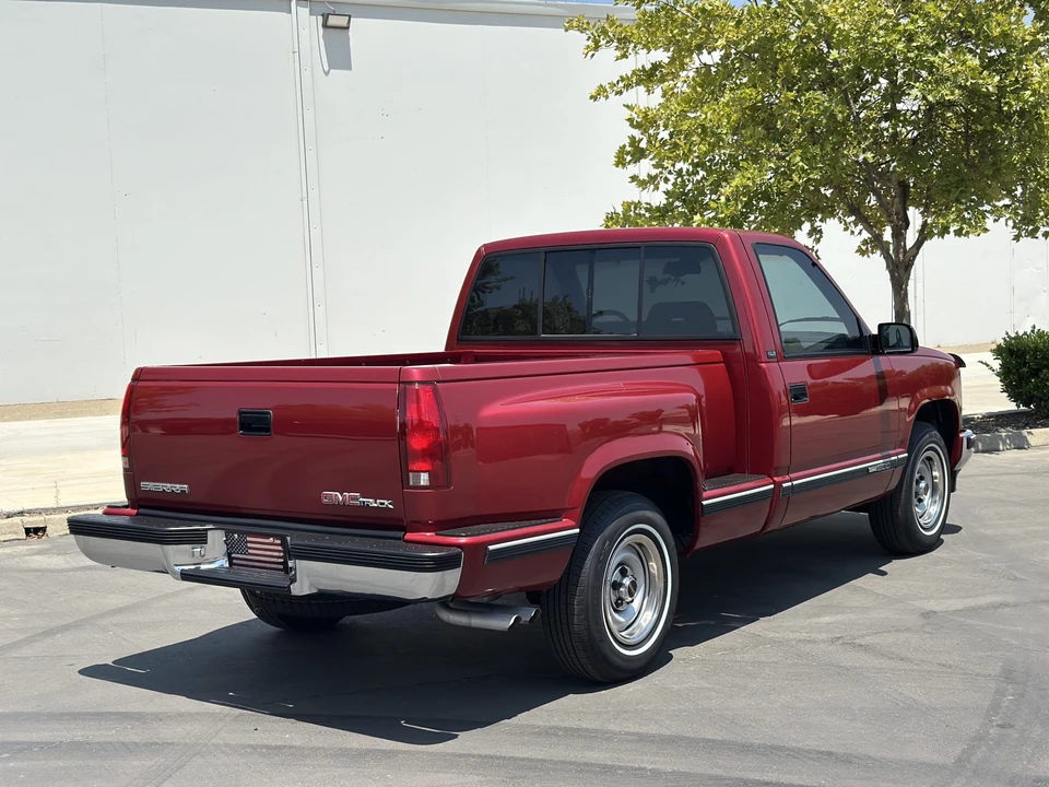 1992 GMC Sierra 1st Gen - Image 25 of 31